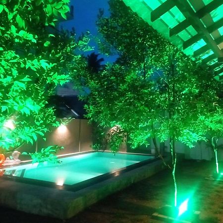The Ritz Hikkaduwa Hotel Exterior photo