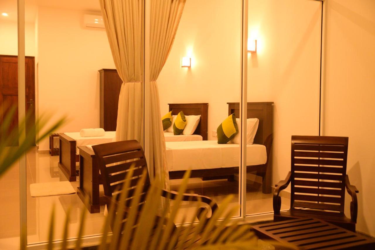 The Ritz Hikkaduwa Hotel Exterior photo