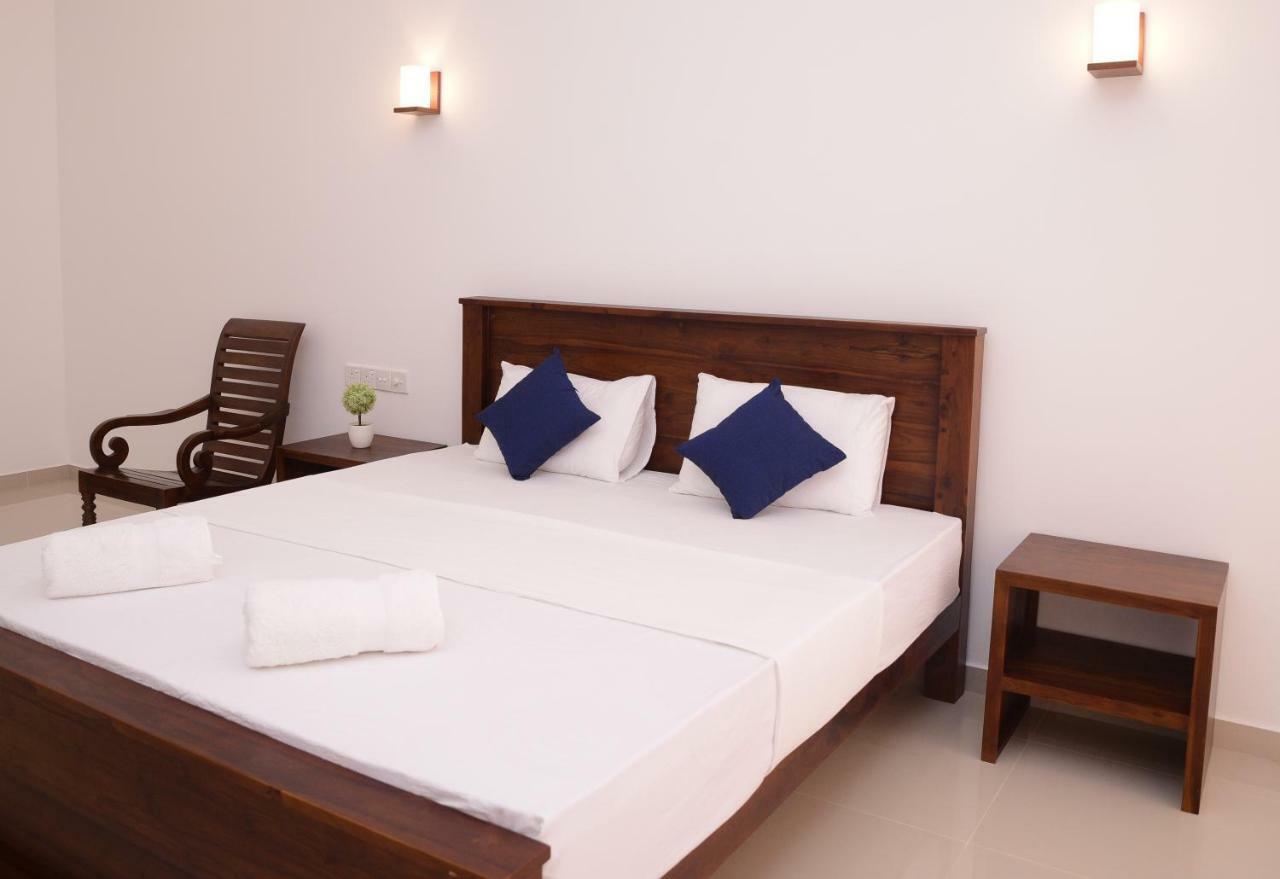The Ritz Hikkaduwa Hotel Exterior photo