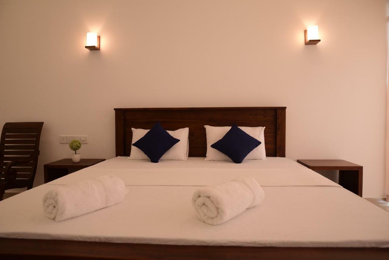 The Ritz Hikkaduwa Hotel Exterior photo